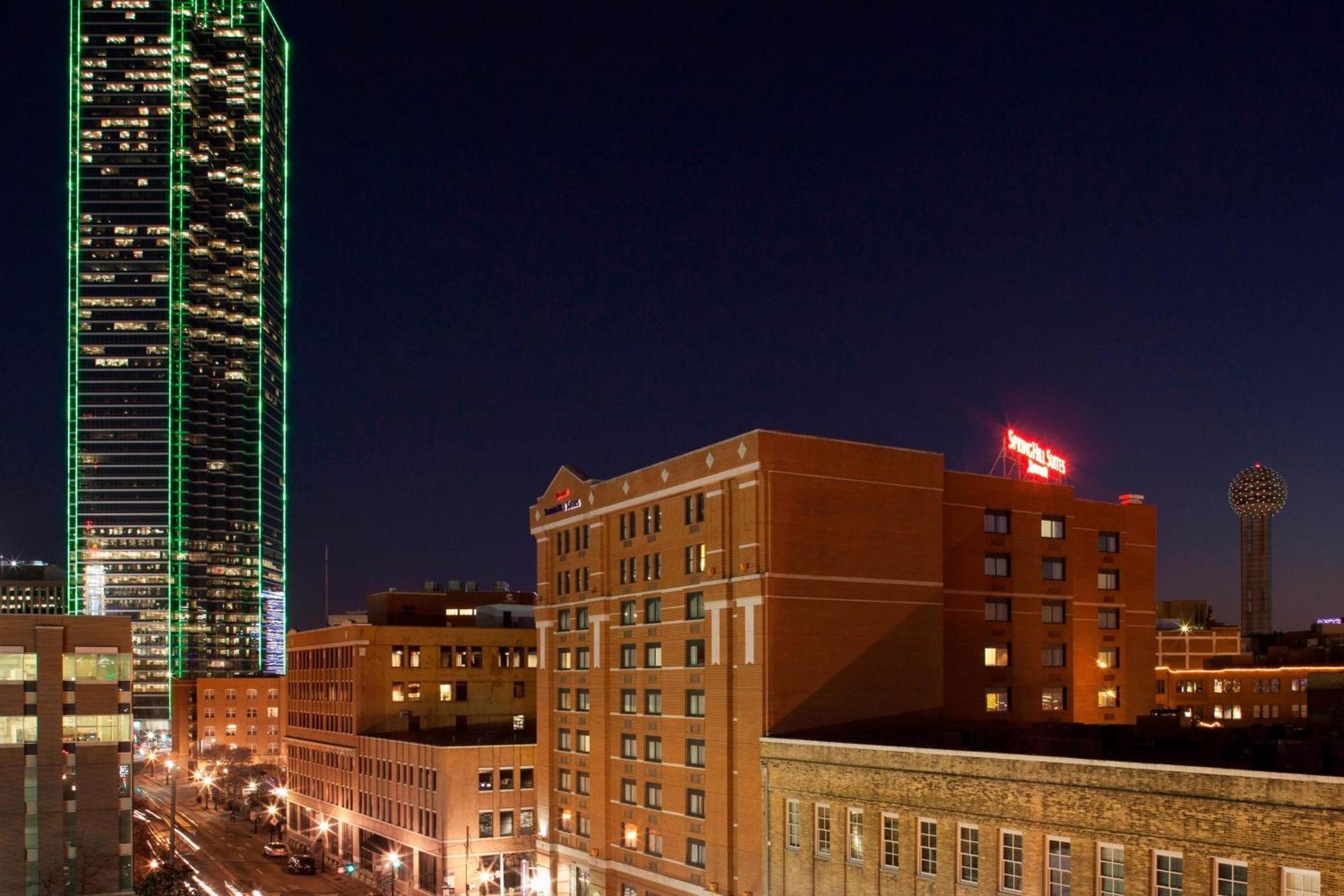 Springhill Suites By Marriott Dallas Downtown / West End Exterior photo